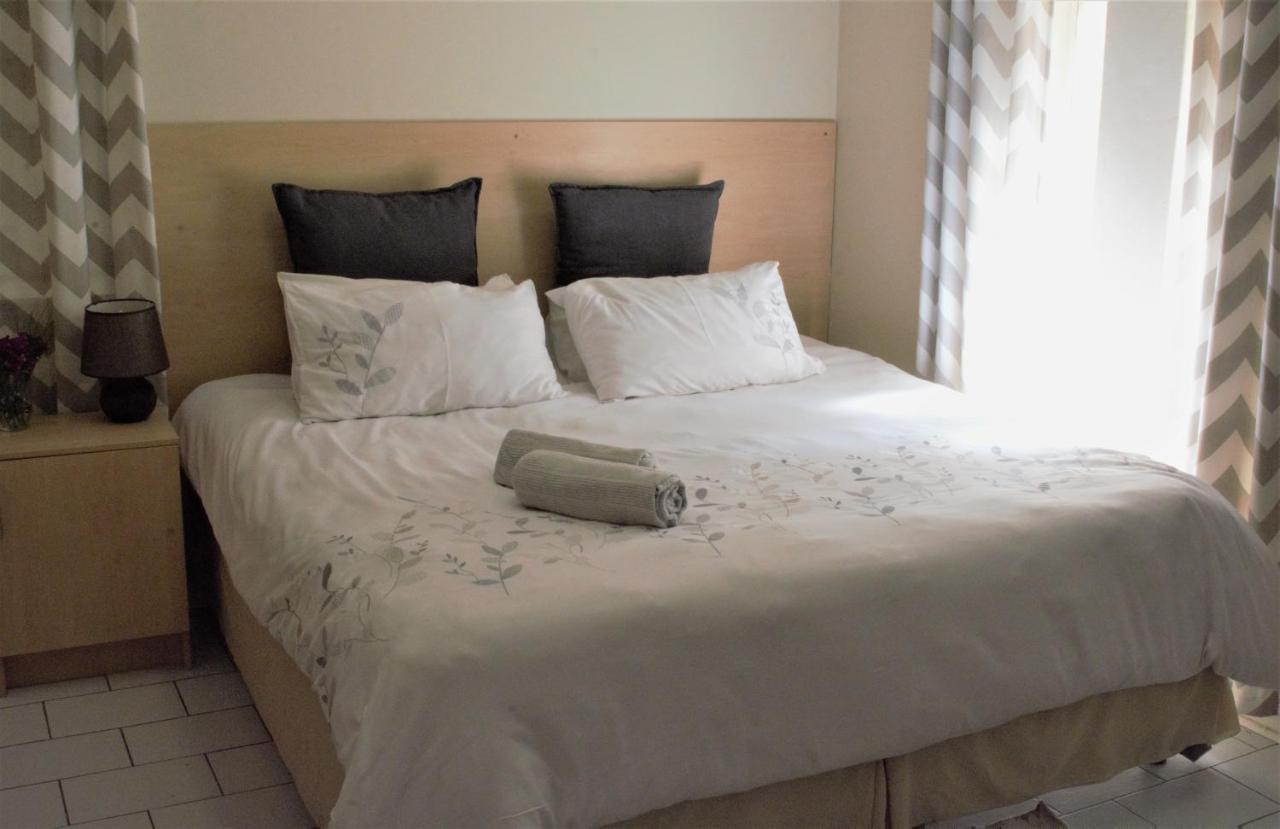 Pta East Guest House พริทอเรีย ภายนอก รูปภาพ