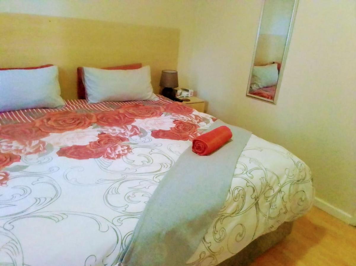 Pta East Guest House พริทอเรีย ภายนอก รูปภาพ