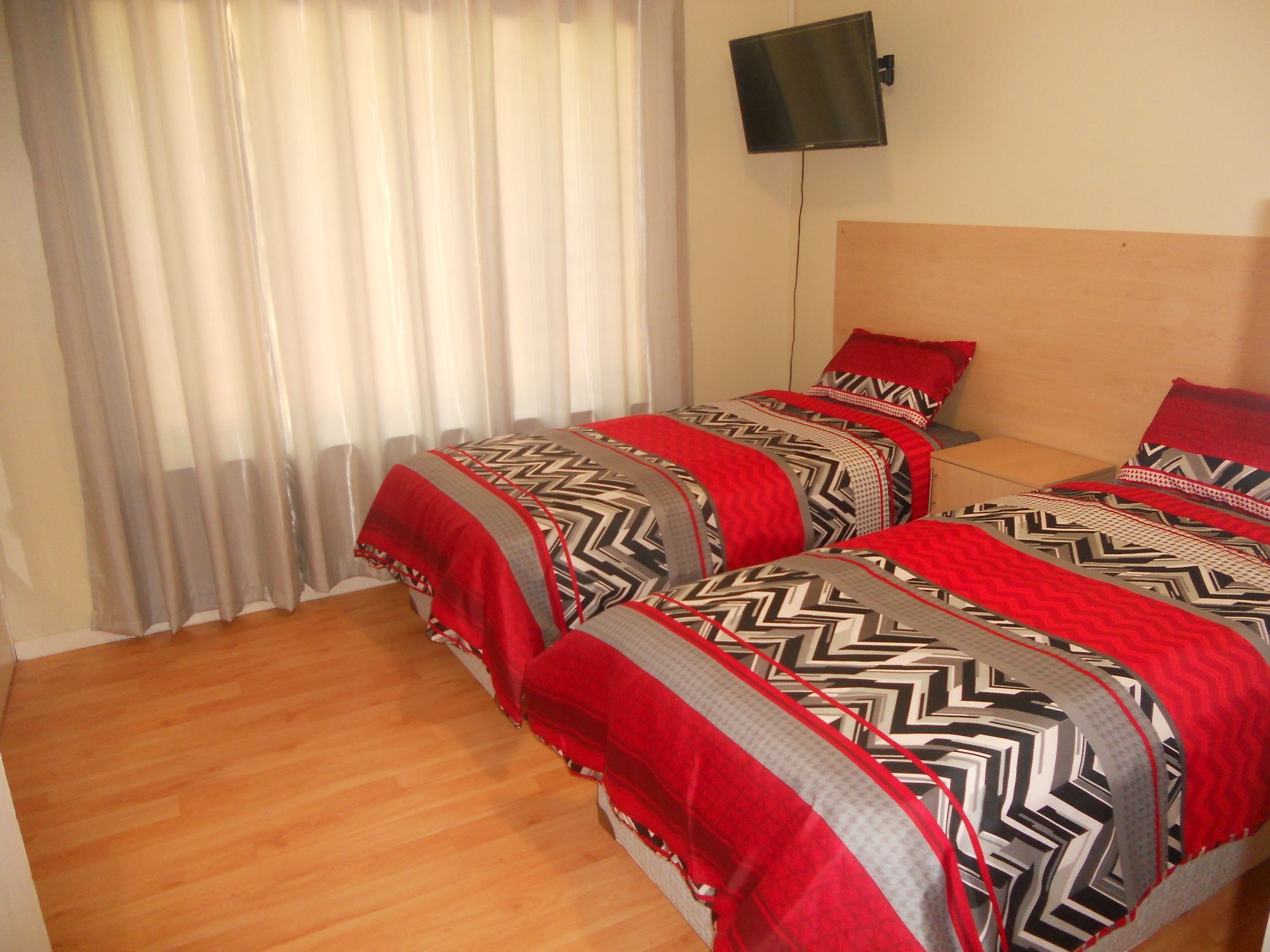 Pta East Guest House พริทอเรีย ภายนอก รูปภาพ